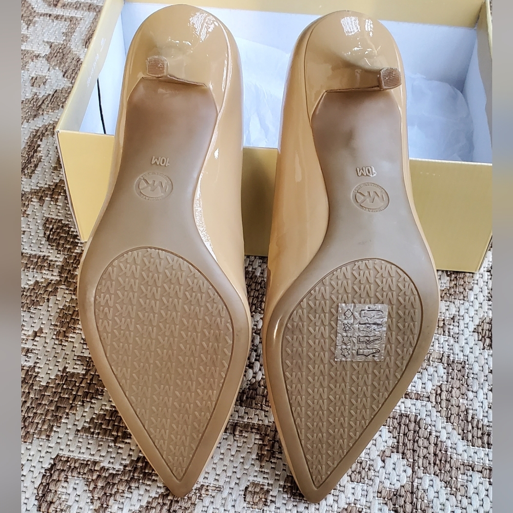 NWT - Michael Kors | Stunning Nude Patent Heels Size 10 - Picture 10 of 12